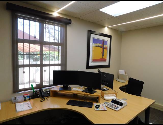 120M² OFFICE TO LET IN ROBINDALE